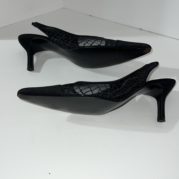 Nina Black 8.5 Woman’s Kitten Heels - Picture 4 of 6